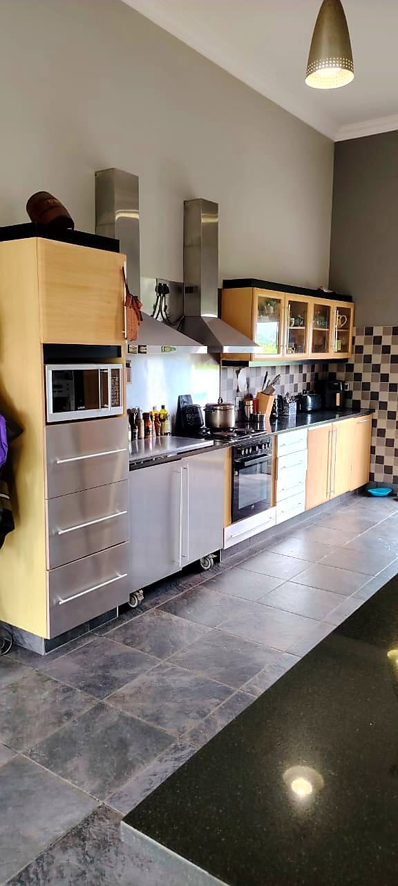 4 Bedroom Property for Sale in Beacon Bay Eastern Cape
